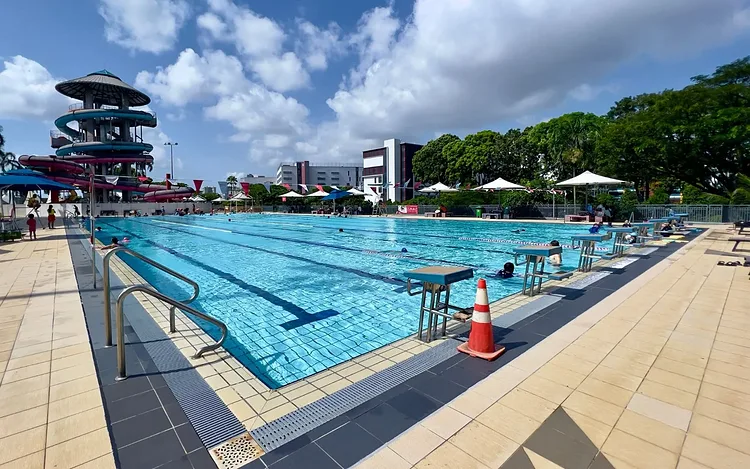 Jurong East Swimming Complex in Singapore