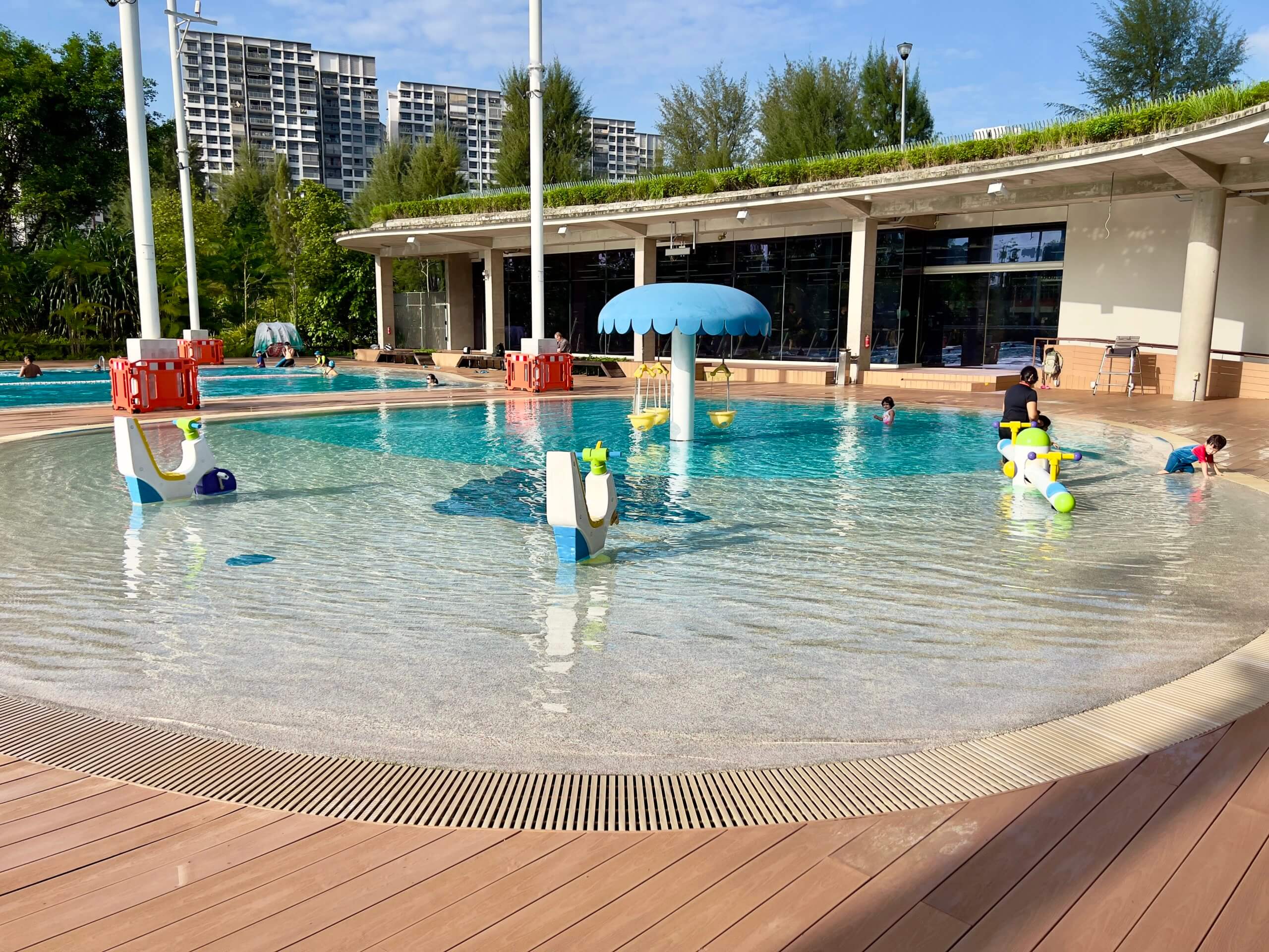 Jurong Lake Gardens Swimming Complex